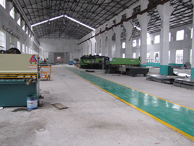 長(zhǎng)?，F(xiàn)代廠房